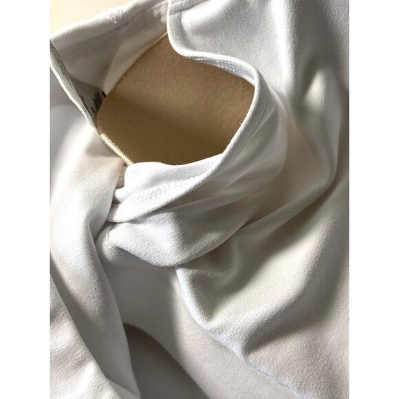 Athleta Conscious Cropped Tank Size 3X White Sports Bra Low Impact Support Pads - Picture 6 of 7